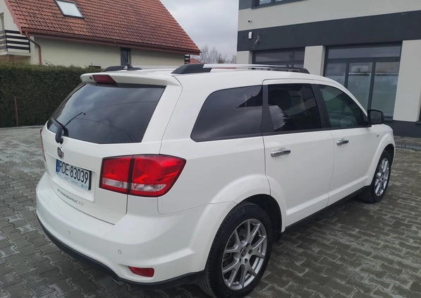 Fiat Freemont cena 46900 przebieg: 186000, rok produkcji 2014 z Dębica małe 46